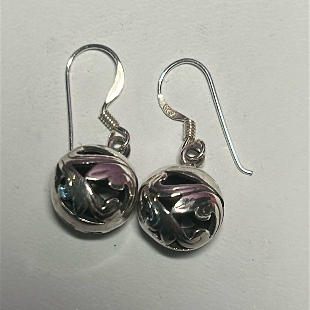Silpada SIMPLE DELIGHT Filigree Ball Earrings - Picture 4 of 8